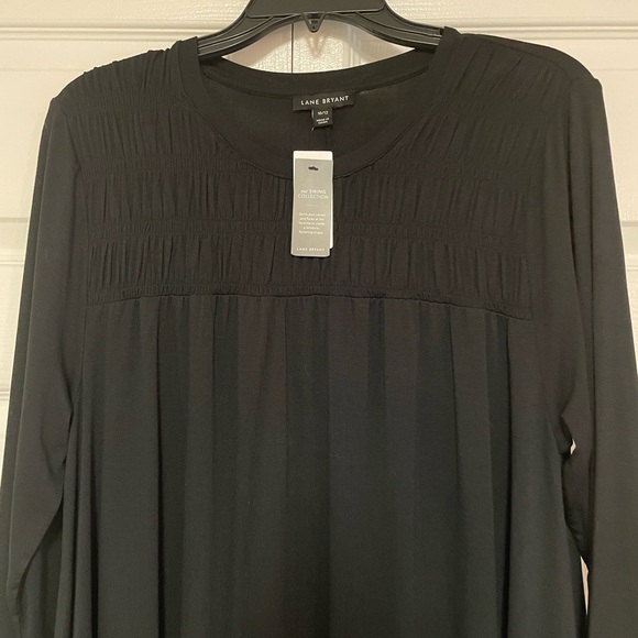 NWT Lane Bryant Black Smocked Yoke Max Swing Tunic- Size 10/12 - Picture 3 of 8
